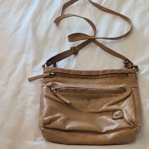 Chic Tan Leather Crossbody Bag